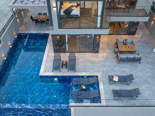  gece  -  Kasım
  | Kalkan’da 8 Kişilik Lüks Villa, Özel Isıtmalı Havuz ve Merkezi Konum